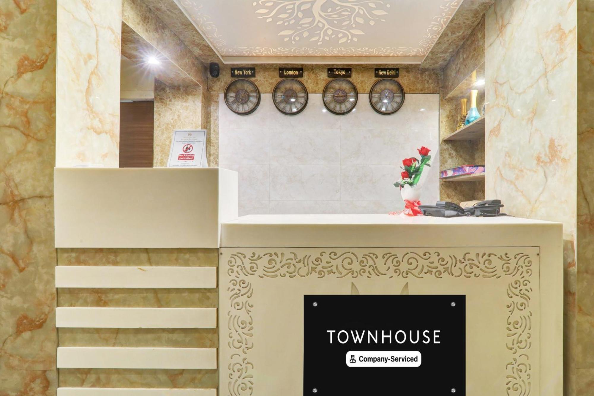 Super Townhouse Kankarbagh Formerly Kunwar Alcajars パトナー エクステリア 写真